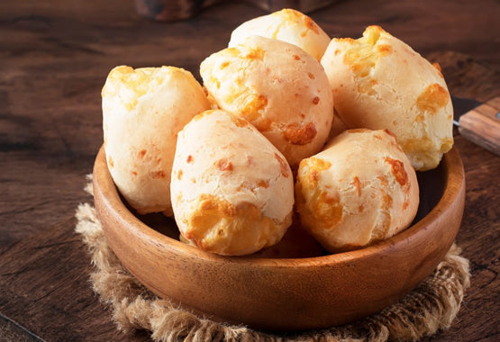 Chipa: Small, cheesy cassava bread