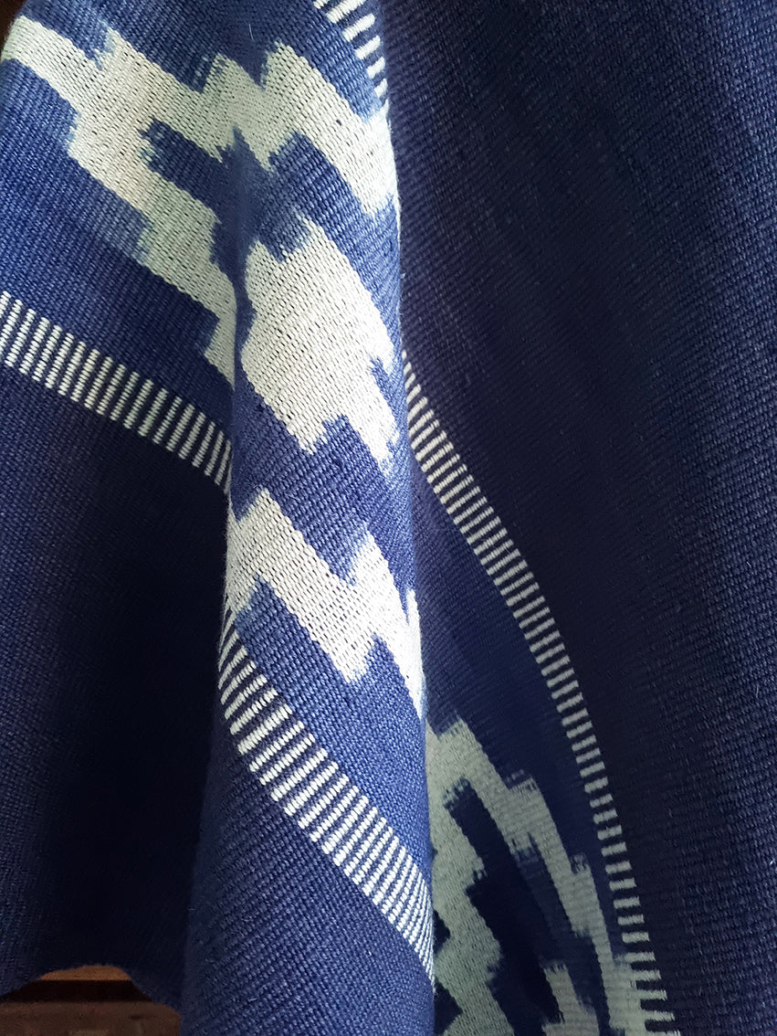 Ipizca Pampa Lamb Poncho - Vakiano