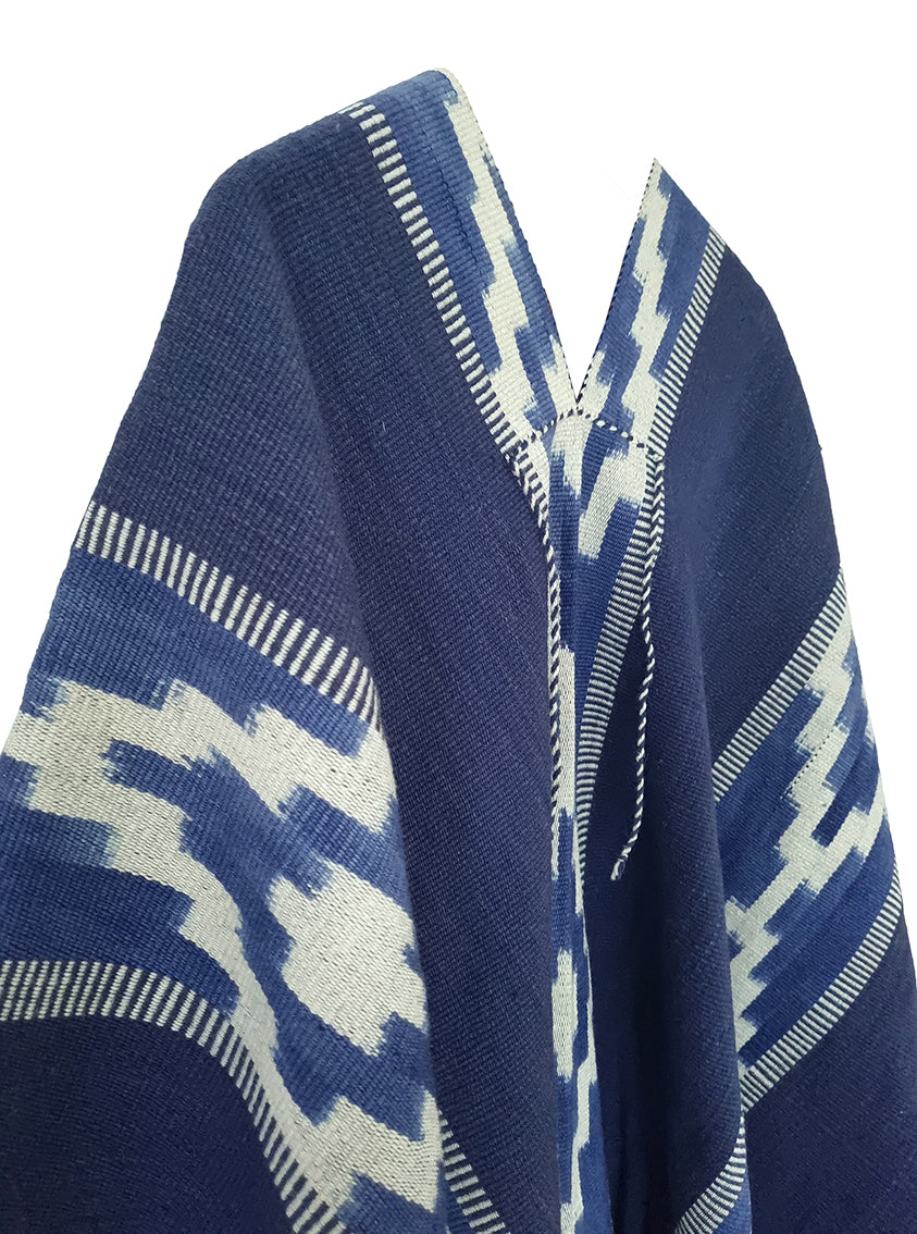 Ipizca Pampa Lamb Poncho - Vakiano