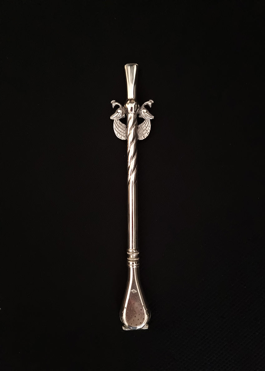 Argentine Silver 900 bombilla with two peacock figures facing off