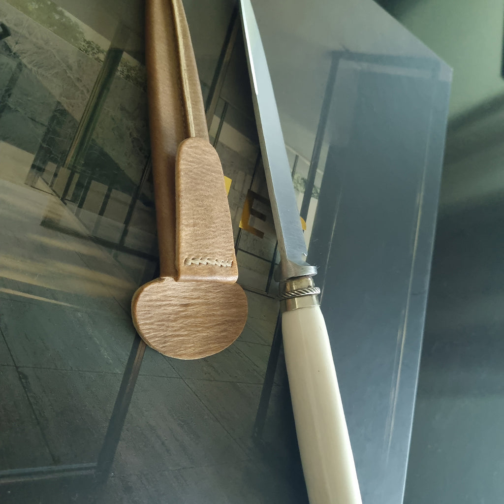 Deer bone knife with alpaca details