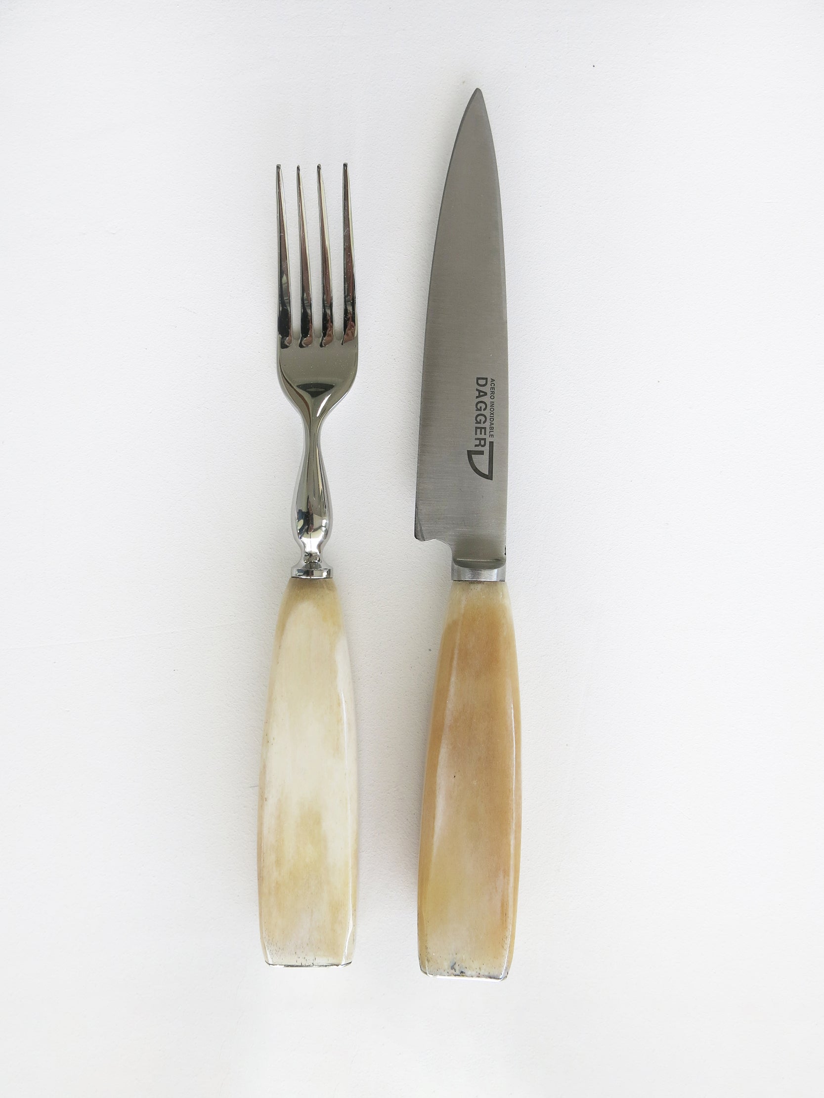 Potro bone handle knives and forks selected by Vakiano