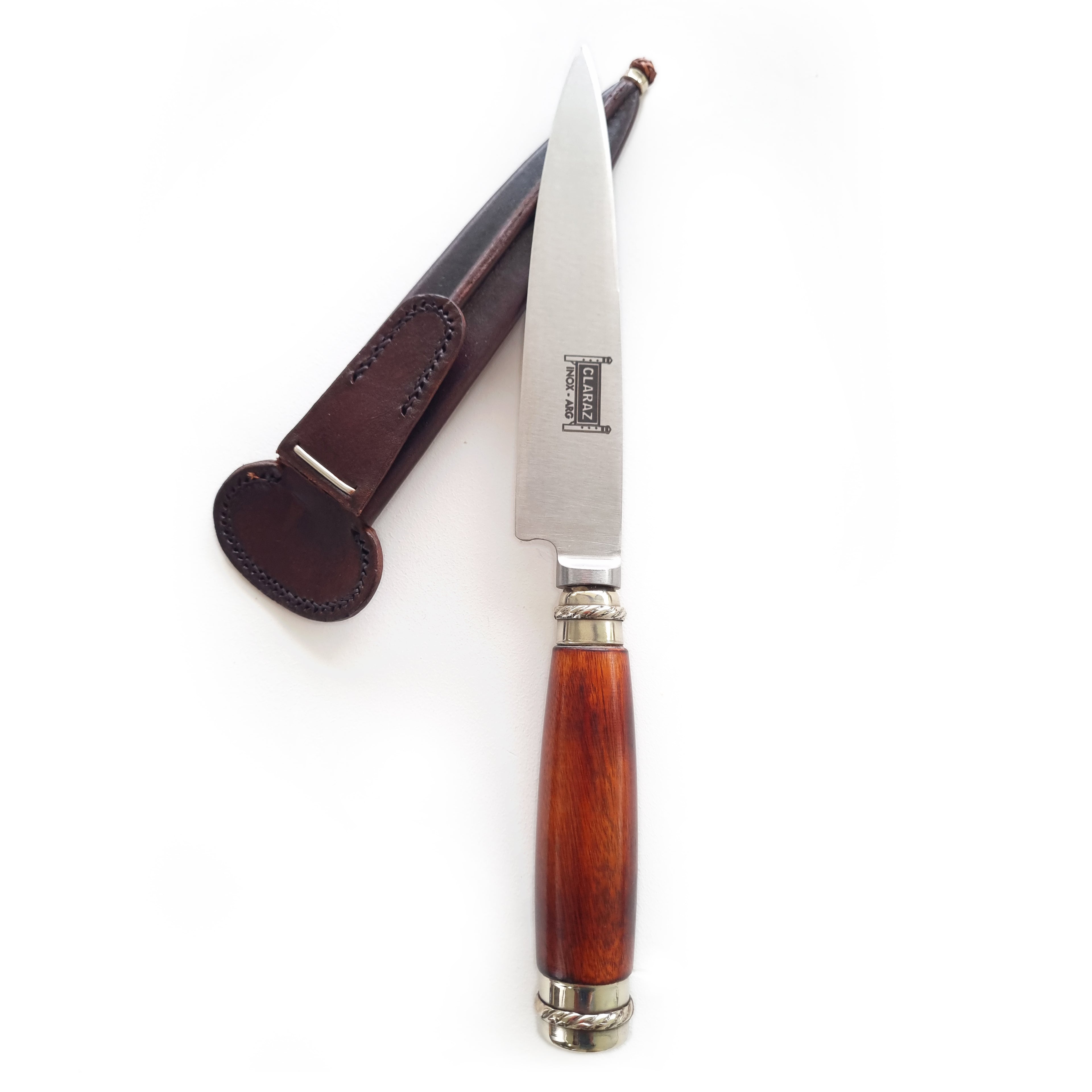 Rounded quebracho wood hilt knife