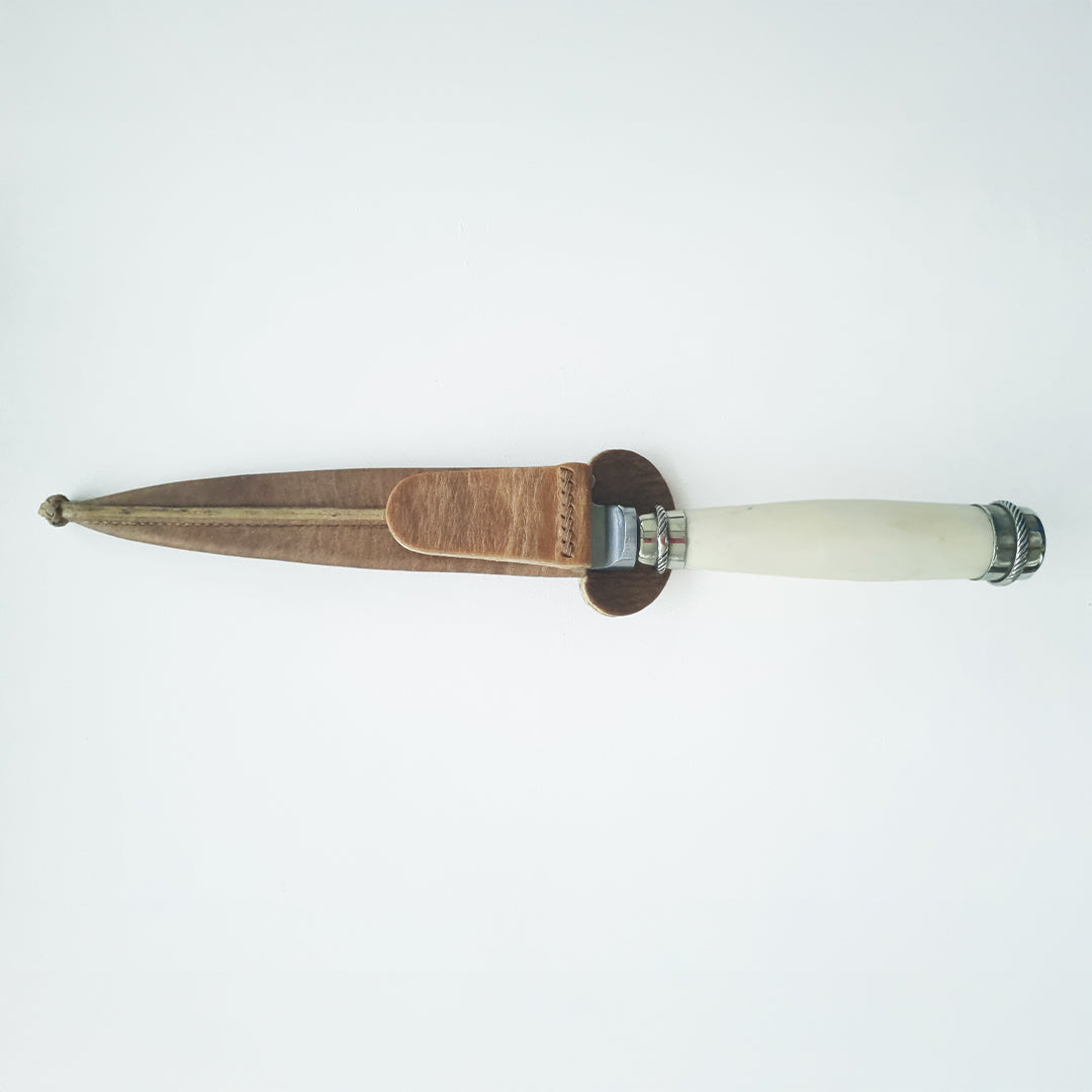 Handmade Bone and Alpaca Knife with Leather Sheath - Vakiano